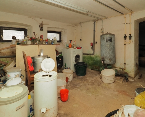 Wasserspeicher Waschraum Haus in Rossa