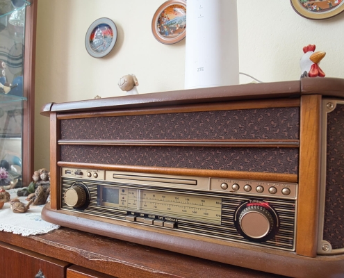 Antikes Radio im Haus in Großweißenbach im Waldviertel